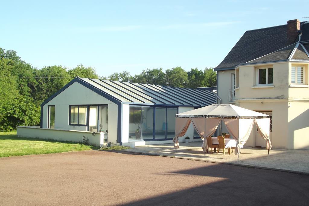 Les Vedieres Conflans-sur-Anille Bagian luar foto